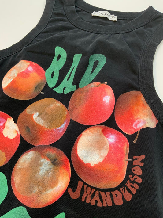JW Anderson “Bad Apple” Graphic Tank Top – Organic Cotton Charcoal
