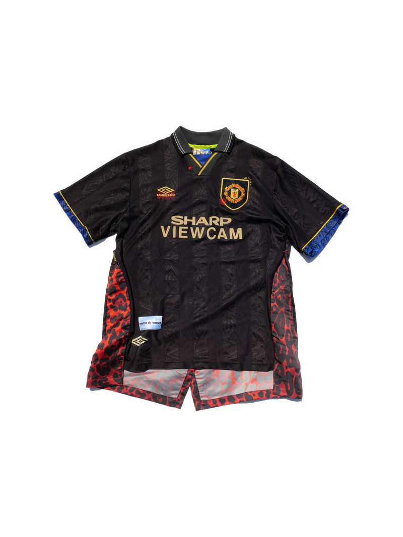 Manchester United 1993–95 Away Shirt – Reimagined by Niente di Nuovo